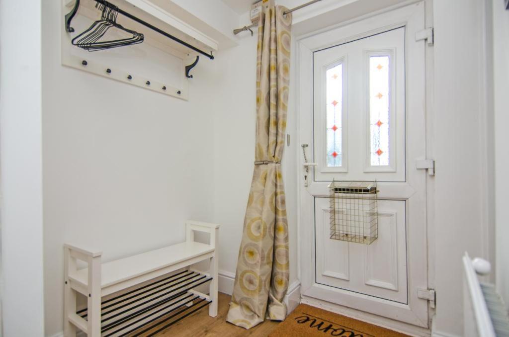 Cosy Lichfield Apartment Eksteriør billede